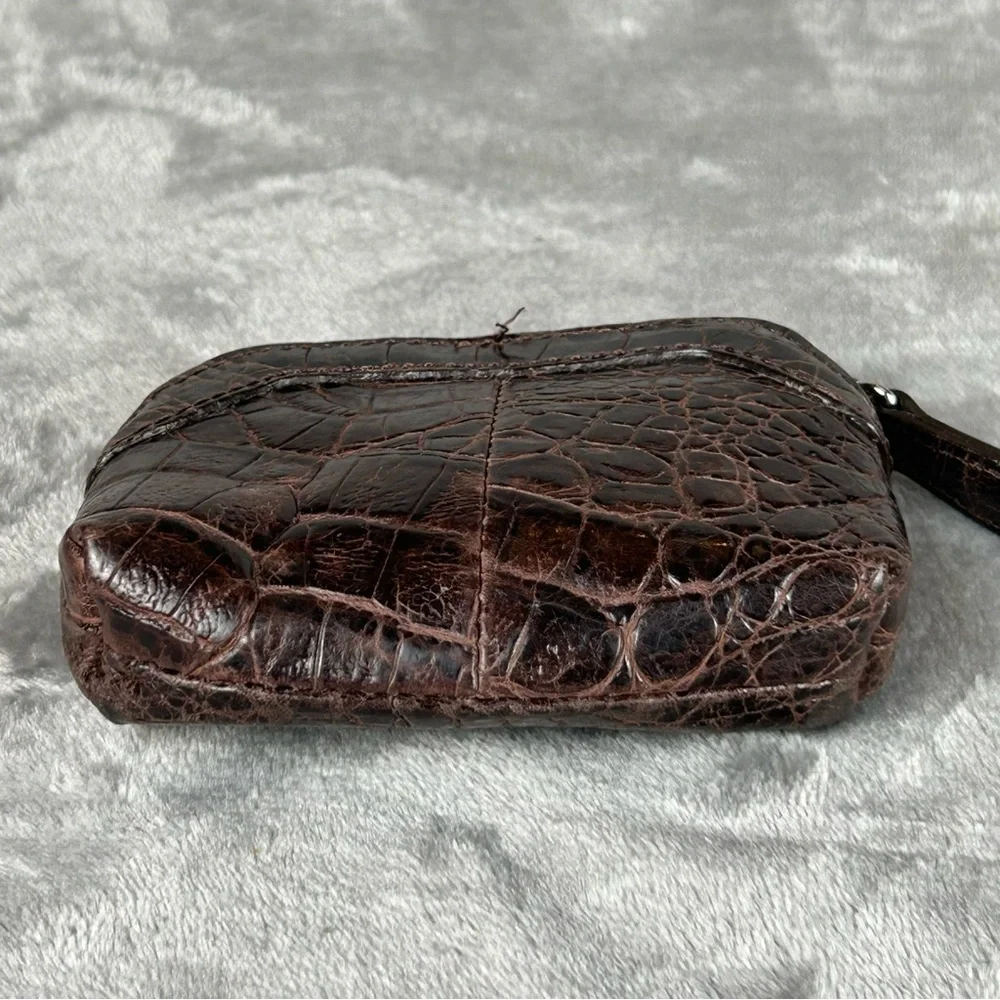 Brighton Brown Croc Embossed Leather Small Coin Purse Heart on‎ Front Zip Top